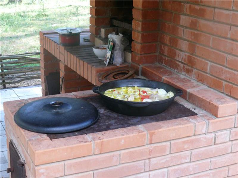 Уличный мангал и печь
