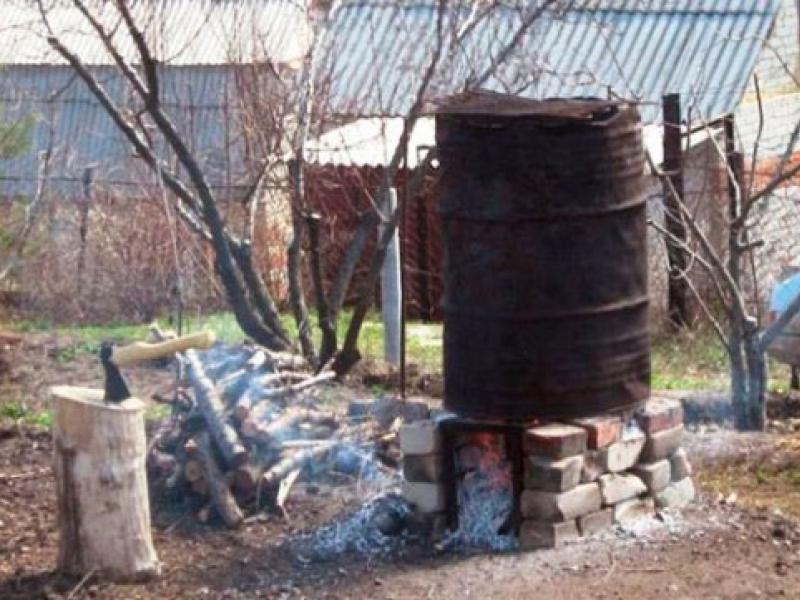 Коптильна из бочки Дачный вариант коптильной