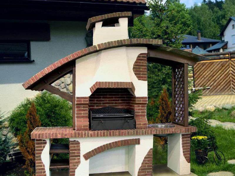 Красивый вариант садовой печи Оригинальная печь